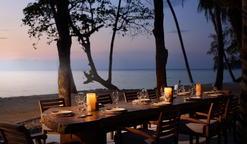 D_Beach Table